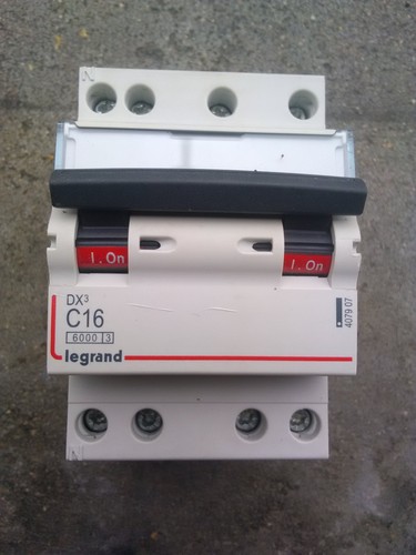 Disjoncteur tetra poles c16 - disjoncteur,