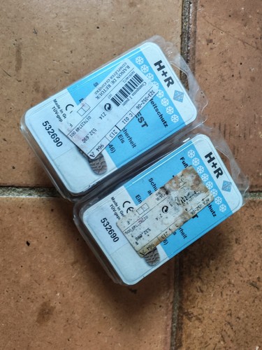 Lot paires de crampons - lot, 2