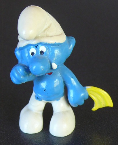 Figurine schtroumpf qui pleure - figurine,
