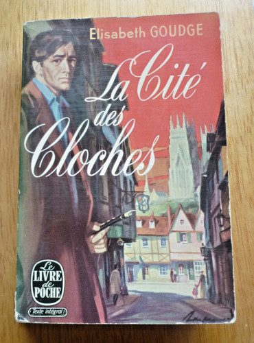 Cite des cloches - -*,