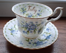 Tasse et sous tasse à thé