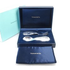 TIFFANY & CO. Ensemble