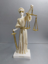 Statue sculpture en albâtre Themis vieillie
