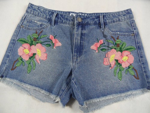 Short jean only cool hippie - en,