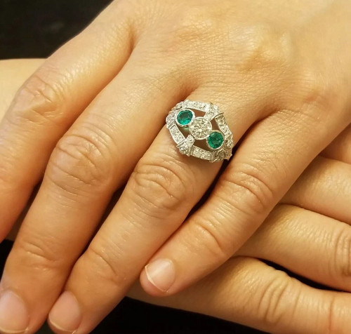 Bague style art déco coupe