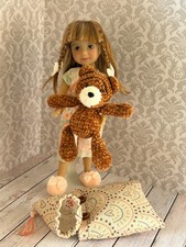 LittleCharmingDoll