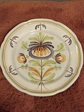 Assiette Peinte En faïence