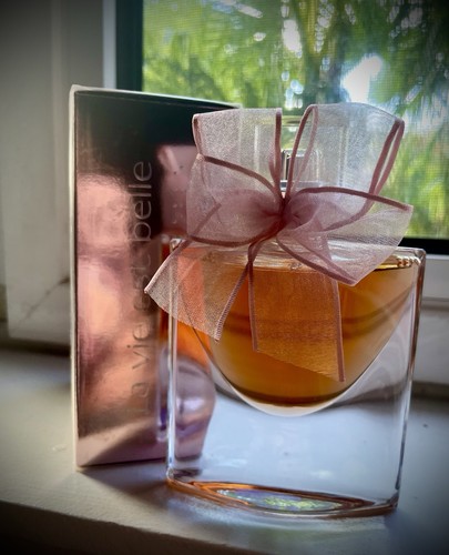 Vie est belle edp - vie, belle »