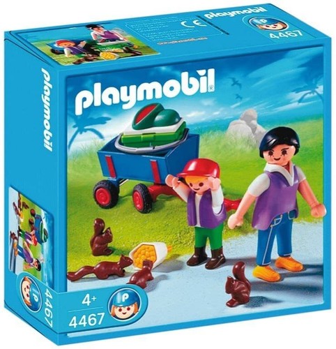 Playmobil zoo visitors play - zoo,