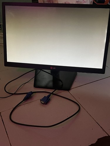 écran moniteur led lg - /,