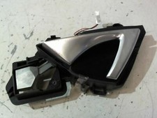 Poignee interieur avant droit DS DS5 PHASE 2 2.0 HDI - 16V TURBO /R:34384672