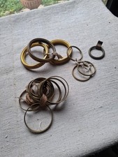 LOT 17  ANCIENS ANNEAUX TRINGLE DE RIDEAUX OU TENTURE