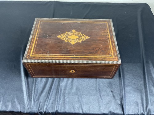 Ancienne boite coffret - , en