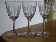 BACCARAT 3 ANCIENS VERRES A APERITIF EN CRISTAL MODELE CAVOUR ht 12 cm
