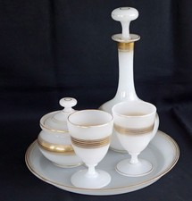 BACCARAT Service de Nuit Opaline Blanche et Or Epoque Napoléon III - XIXème