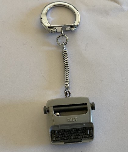 Porte clefs machine - porte, ibm