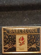 (H1) pin's vintage badge épinglette pins + attache Barcelona Albertville 92
