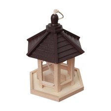 Extérieur suspendu en bois