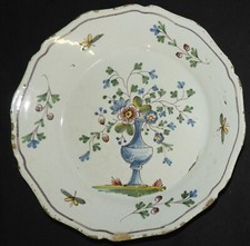 Assiette ancienne 18-19ème / Faïence de La Rochelle? Nevers?