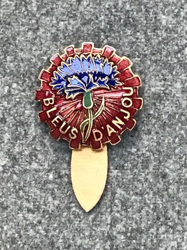 Insigne bleus anjou - "bleus, d'anjou"