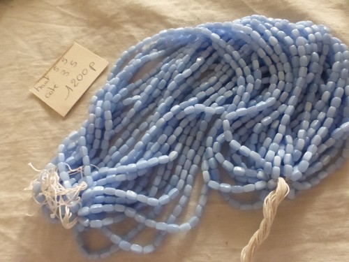 Lot 1200 perles anciennes - lot,