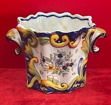 Desvres ? Cache pot à formes