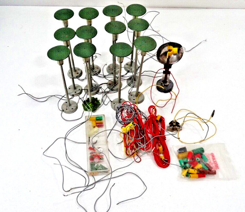 Lot 1 lampadaires - +,