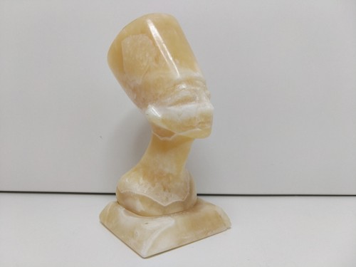 Nefertiti buste en - nefertiti,