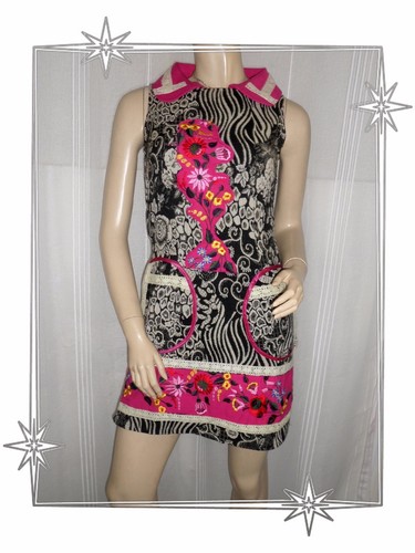Superbe robe fantaisie - -,