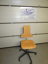 Chaise de laboratoire Douphin