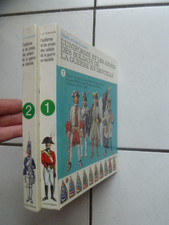 FUNCKEN / L UNIFORME ET LES ARMES DES SOLDATS EN DENTELLE    /  1 ET 2   EO