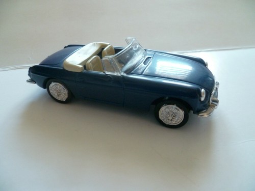 Mgb cabriolet bleu - 1967,