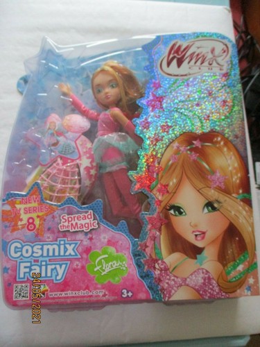 Winx poupee flora cosmic - winx, flora,