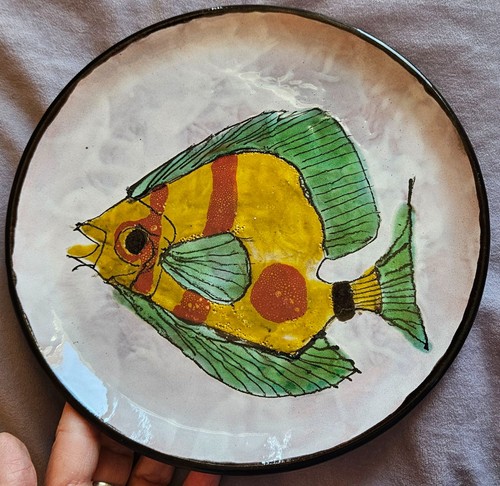 Rare assiette table signée - table,