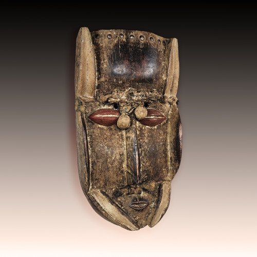 Masque africain ancien dan - ancien,