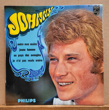 D-Johnny Hallyday Entre Mes