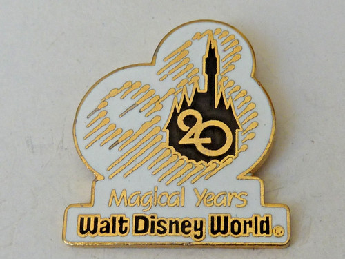 Pin pins badge disney - pins, badge.disney