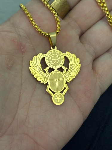 Collier scarabée doré