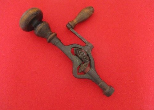 Ancienne chignole ebeniste - chignole.,