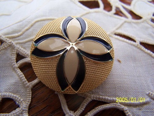 Beau bouton ancien haute - bouton,