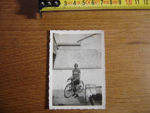 Photo argentique homme velo - en,