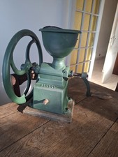 Très Beau Moulin A Café PEUGEOT MOD C 2