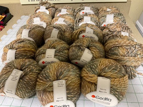 Gedifra scarlet yarn 19 - gedifra,