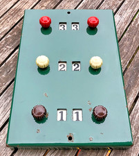 Ancien compteur de points pour billard français A fixer au mur 27x18 x2,5cm TBE.