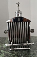 Carafe Flasque à whisky "calandre de rolls royce » musical années 1960