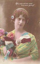 CP PATRIOTIQUE FEMME AVEC