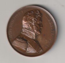 Rare Médaille, Translation