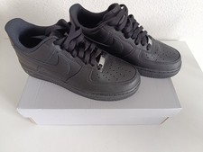 NIKE Air force 1 noir taille
