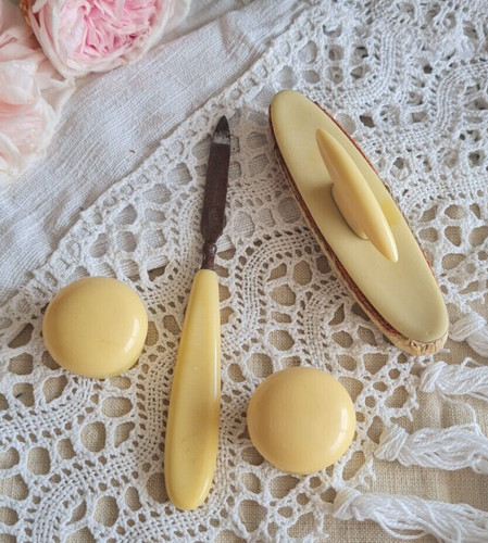 Ancien necessaire manucure - a,