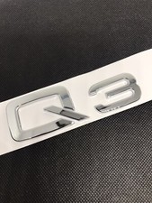 Logo Q3 Chrome badge emblème